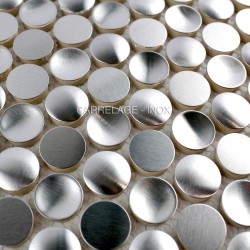 Round metal tile for wall model in-trigo