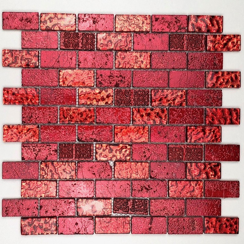 Carrelage mosaique en verre et pierre metallic brique rouge