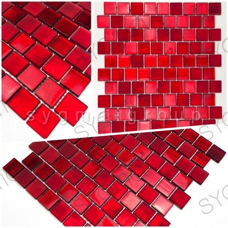 échantillons carreaux mosaique pour salle de bains et cuisine au mur drio rouge