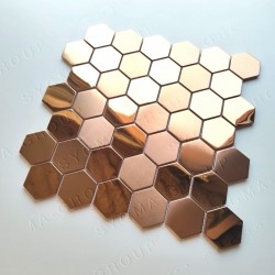 Baldosa hexagonal en acero color cobre para pared de cocina modelo DARIO