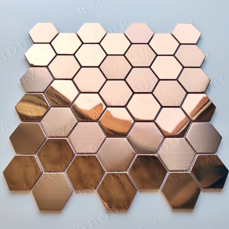 Baldosa hexagonal en acero color cobre para pared de cocina modelo DARIO