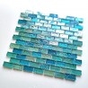 Revestimento de parede em mosaico de vidro iridescente modelo VLADI BLEU