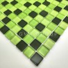 Carrelage mosaïque vert en verre pour murs de douche et cuisine