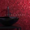 Badezimmerwand mit roter Glas Mosaikfliese ZINA ROUGE
