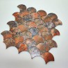 Lastra di piastrelle squame di pesce Oktav, mosaico metallo ruggine per paraschizzi cucina o parete doccia.