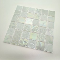 Mosaico Vetro Bianco Iridato per Paraschizzi Cucina e Doccia - Sygma Group