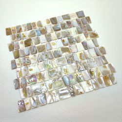 Badezimmer Fliesen Leandre Naturel. Wandverkleidung Perlmutt für eine raffinierte Atmosphäre.