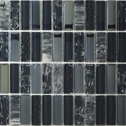 Herdwand Küche gestaltet mit der Mosaikfliese aus Glas und Stein für zeitgenössisches Design.