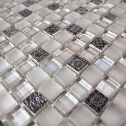 chuveiro chão de mosaico e paredes mvp-hellios